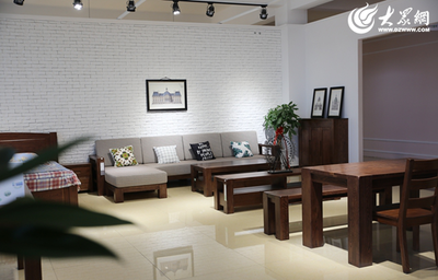 探访日照聚顺德工贸家居工厂 轻松拥有全屋实木家具的艺术之旅